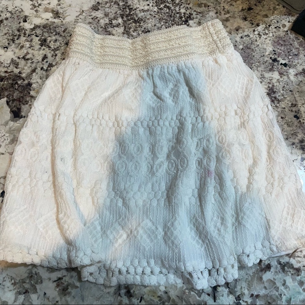 Joe B white lace mini skirt